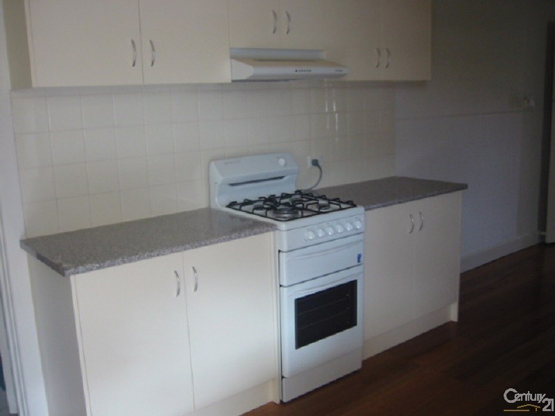 10 Selworthy Avenue, Oakleigh South VIC 3167