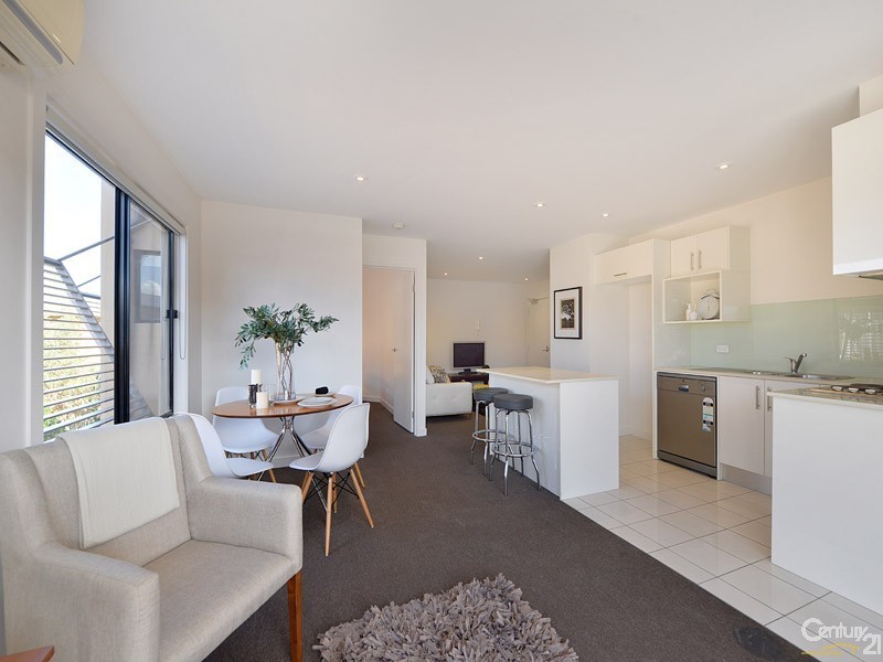 13/13 Logie Street, Oakleigh VIC 3166