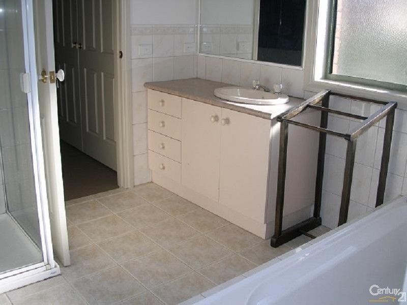 3/11 Iona Street, Clayton VIC 3168