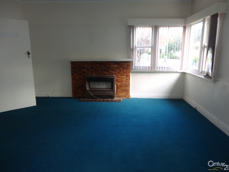 122 Kanooka Grove, Clayton VIC 3168