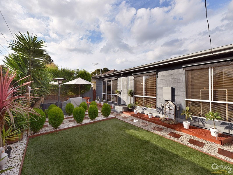 9B Manoon Road, Clayton South VIC 3169