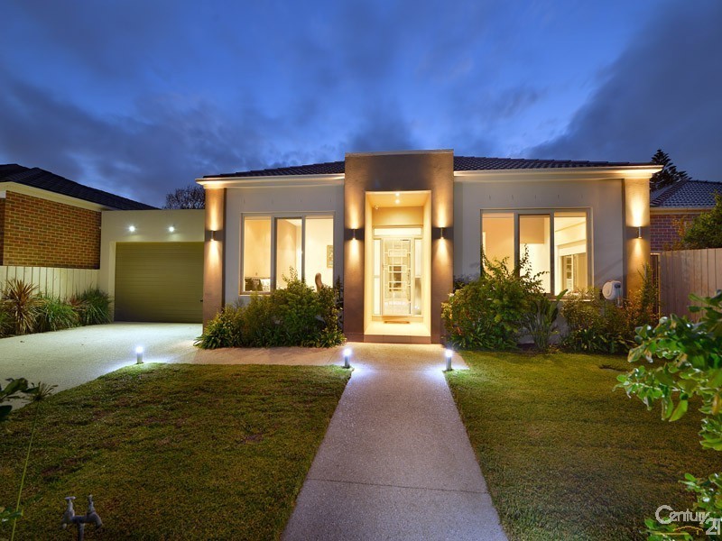 31 Howard Avenue, Mount Waverley VIC 3149