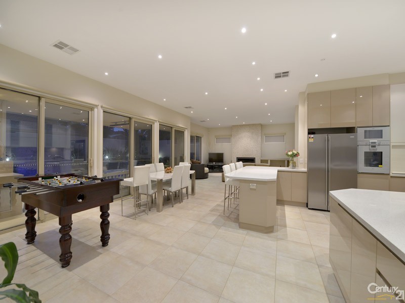 31 Howard Avenue, Mount Waverley VIC 3149