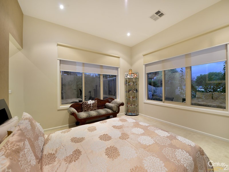 31 Howard Avenue, Mount Waverley VIC 3149