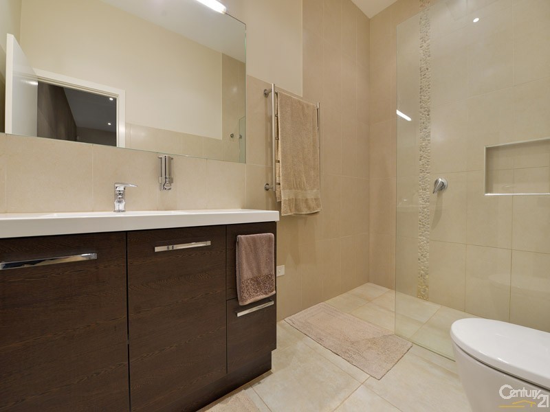 31 Howard Avenue, Mount Waverley VIC 3149