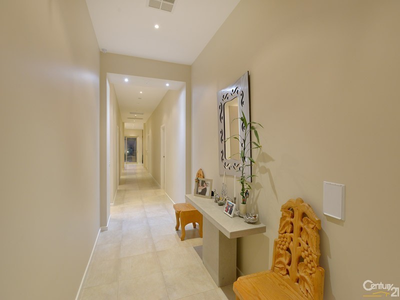 31 Howard Avenue, Mount Waverley VIC 3149