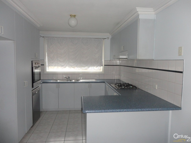 4 Lillian Street, Clayton VIC 3168