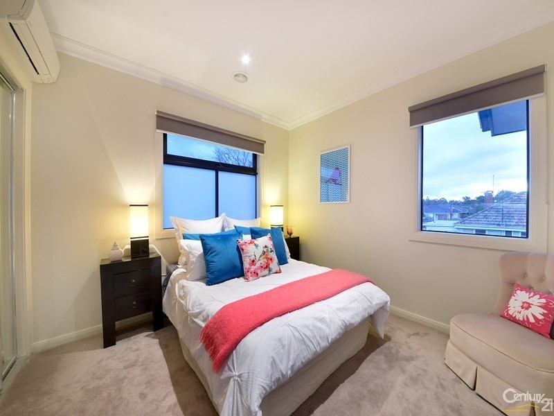 2/7 Windsor Avenue, Oakleigh South VIC 3167