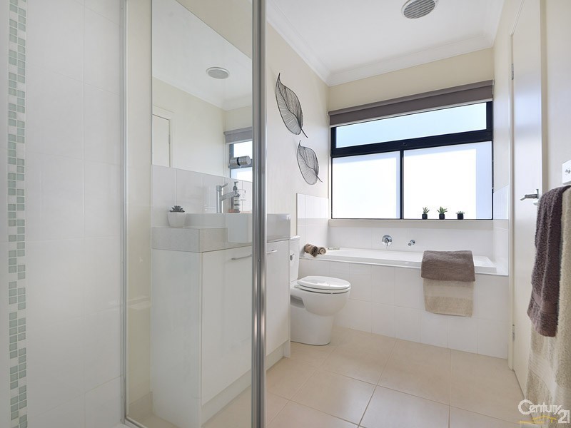 2/7 Windsor Avenue, Oakleigh South VIC 3167