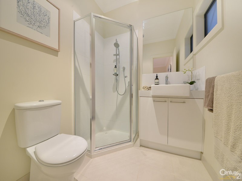 2/7 Windsor Avenue, Oakleigh South VIC 3167