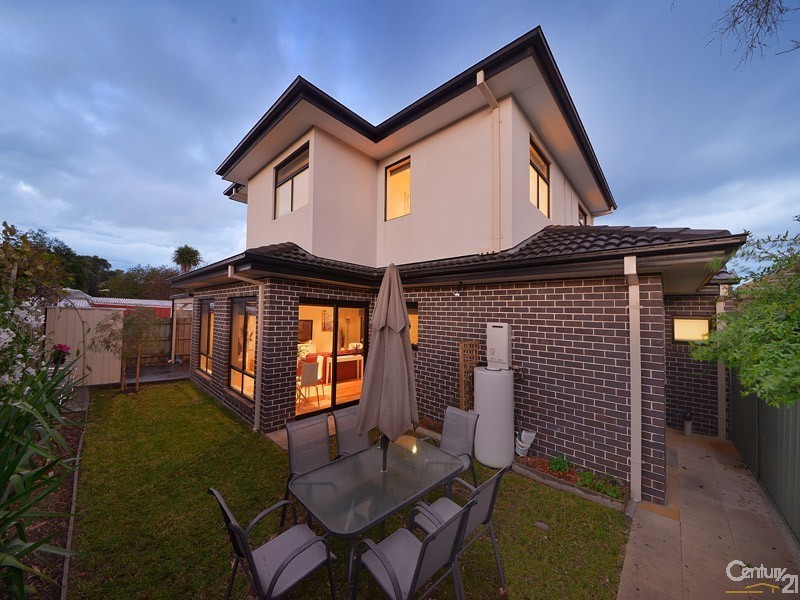 2/7 Windsor Avenue, Oakleigh South VIC 3167