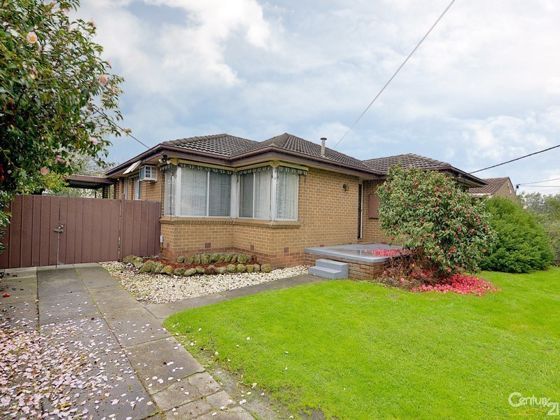 18 Bushland Avenue, Clarinda VIC 3169