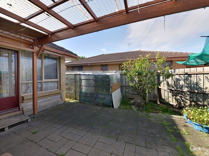 1/30 Cambro Road, Clayton VIC 3168