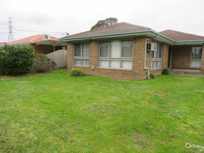 35 Glenelg Drive, Clayton South VIC 3169