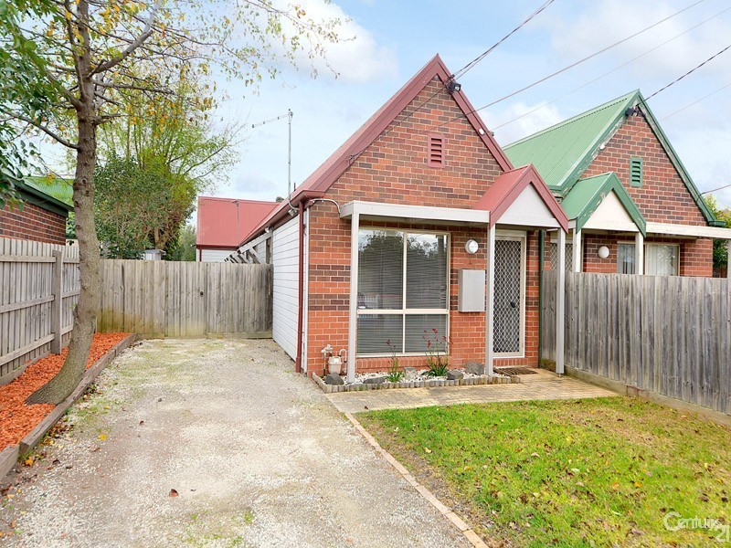 28a Cambro Road, Clayton VIC 3168