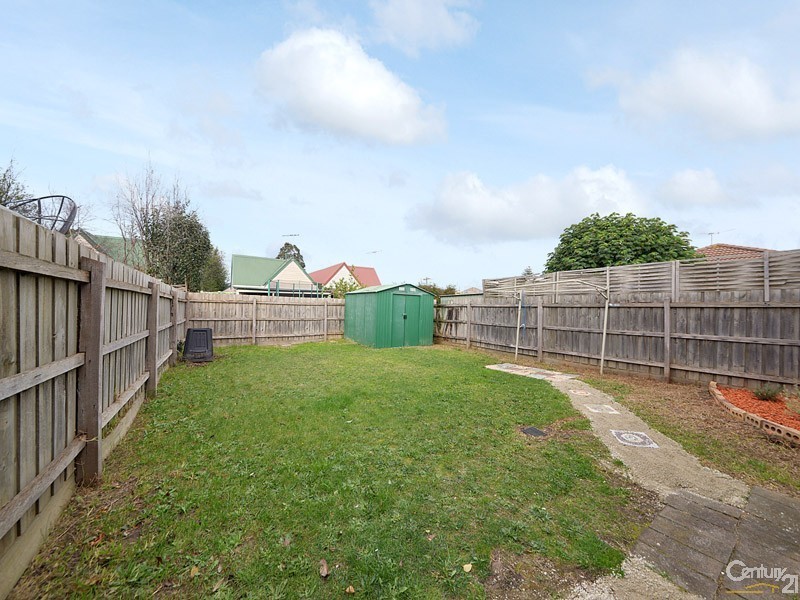 28a Cambro Road, Clayton VIC 3168