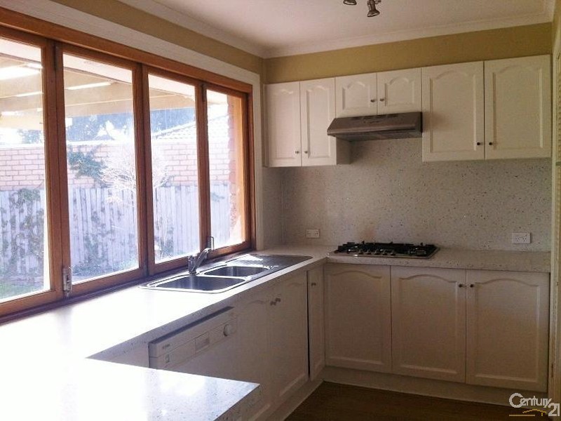 16 Kingfisher Court, Carrum Downs VIC 3201