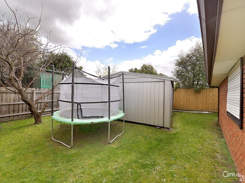 25 Carbine Avenue, Clarinda VIC 3169