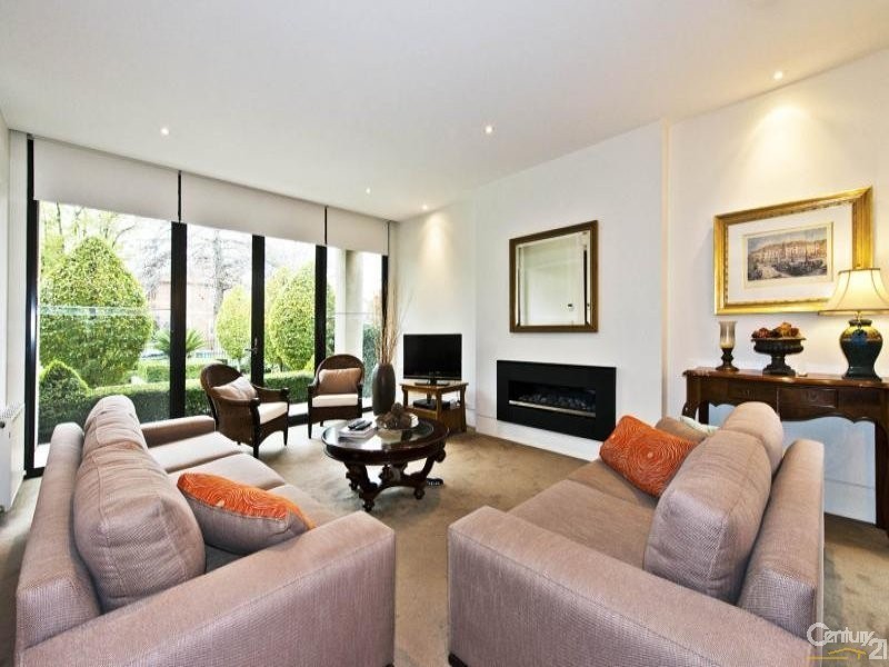 6A Fermanagh Road, Camberwell VIC 3124