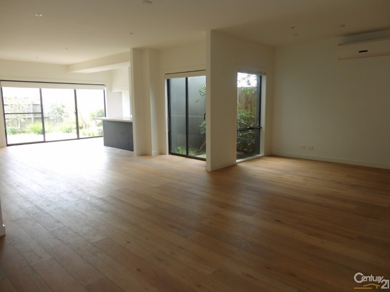 6/3 Springs Road, Clayton South VIC 3169