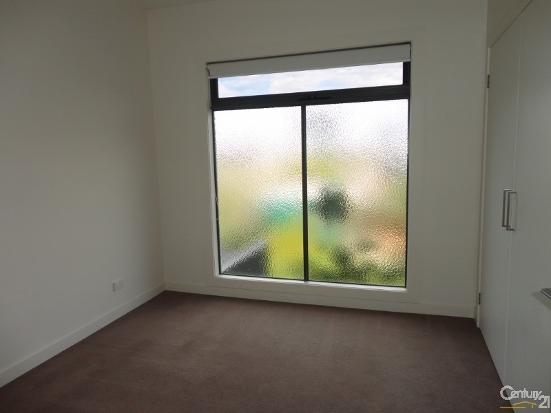 6/3 Springs Road, Clayton South VIC 3169