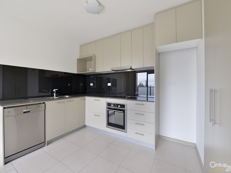 1/76 East Boundary Rd, Bentleigh East VIC 3165