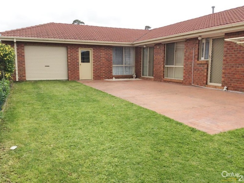 88 Strabane Way, Hampton Park VIC 3976