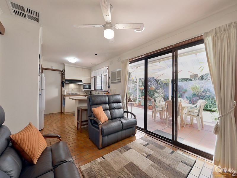 43 Cooinda Crescent, Clarinda VIC 3169