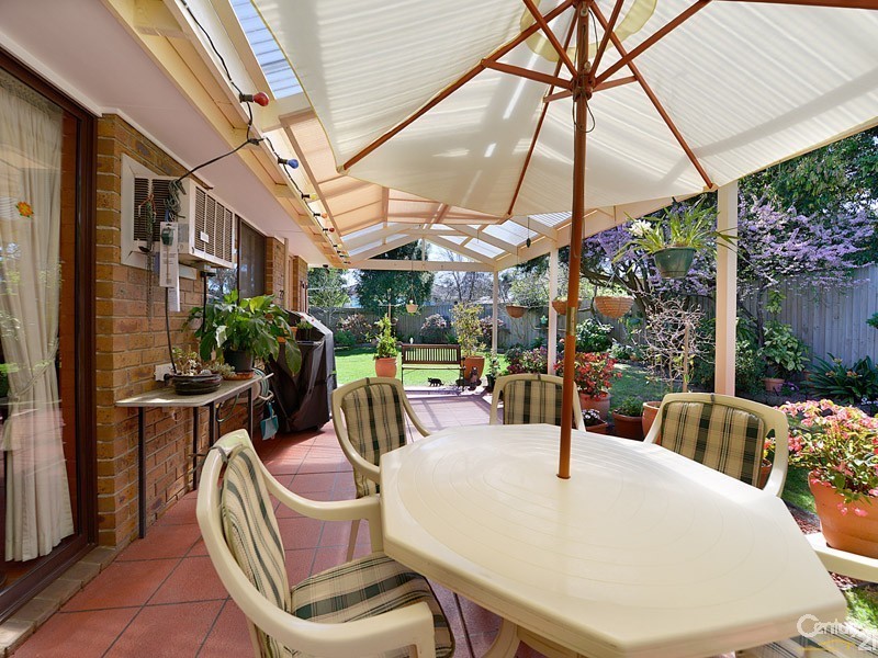 43 Cooinda Crescent, Clarinda VIC 3169