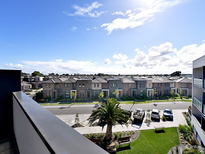 B317/60 Autumn Terrace, Clayton South VIC 3169