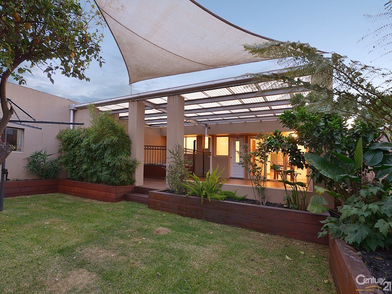 6 Simon Street, Clayton South VIC 3169