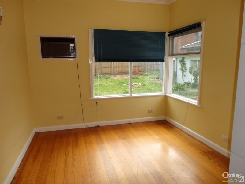 9 Prince Street, Clayton VIC 3168