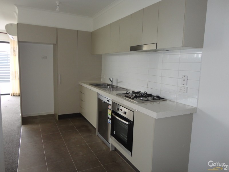 28/20-24 Burton Avenue, Clayton VIC 3168