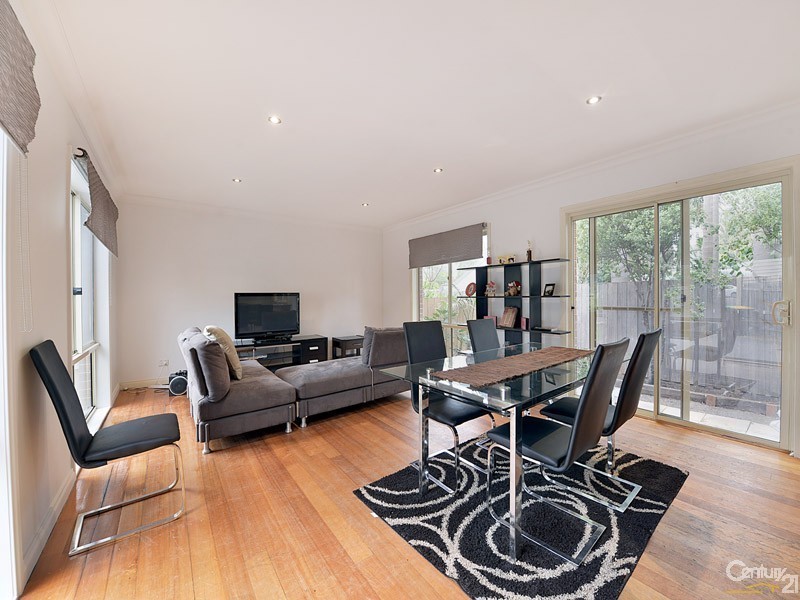 2/656 Warrigal Road, Oakleigh South VIC 3167