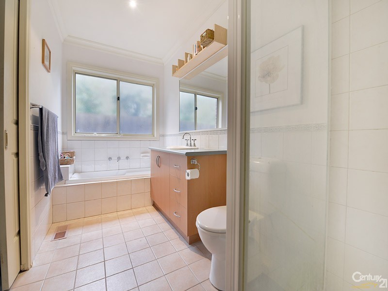 2/656 Warrigal Road, Oakleigh South VIC 3167