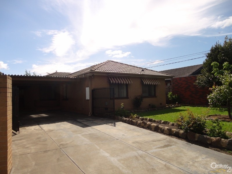 2 Enngonia Crescent, Clayton South VIC 3169