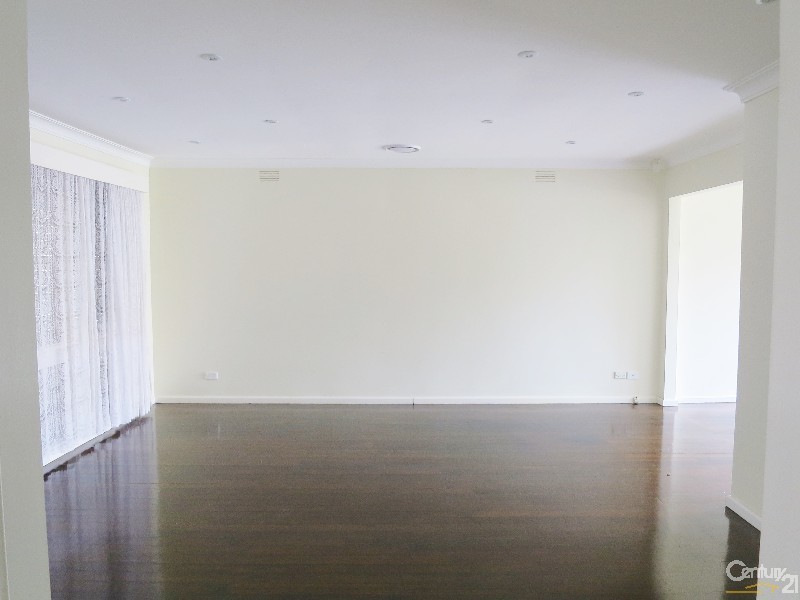 15 Terrigal Avenue, Oakleigh South VIC 3167