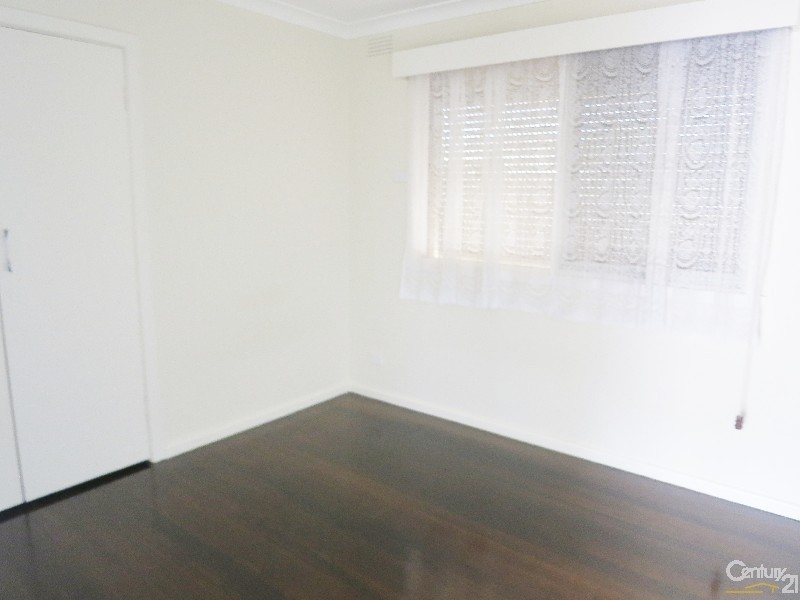 15 Terrigal Avenue, Oakleigh South VIC 3167