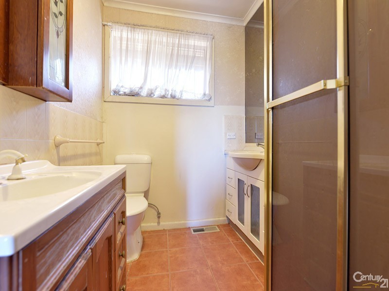 2 Morton Street, Clayton VIC 3168