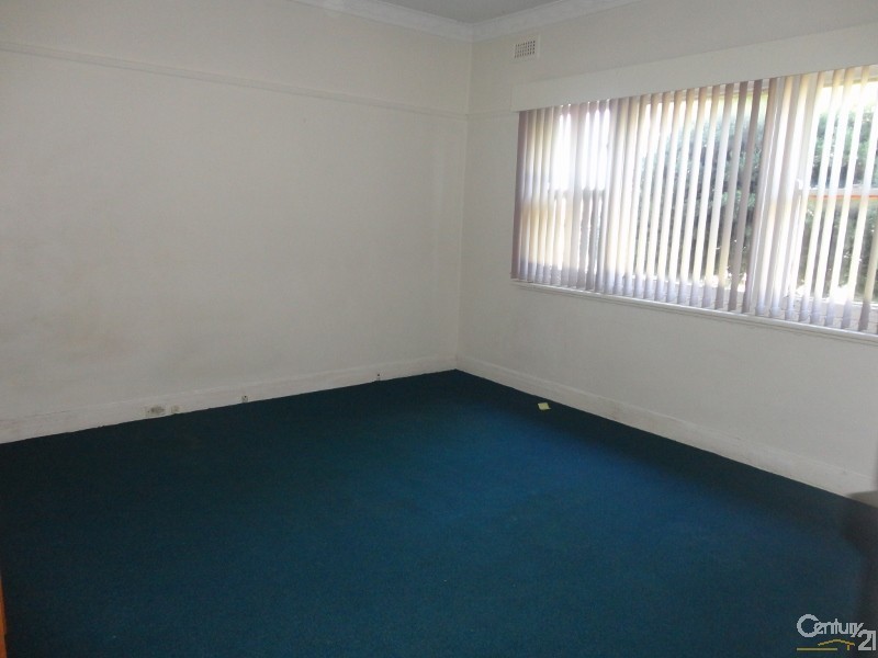 122 Kanooka Grove, Clayton VIC 3168