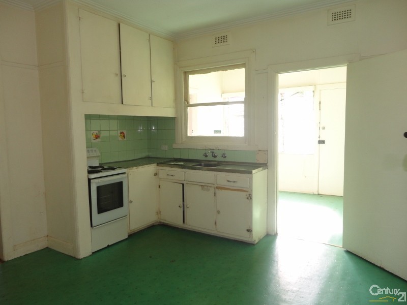 122 Kanooka Grove, Clayton VIC 3168