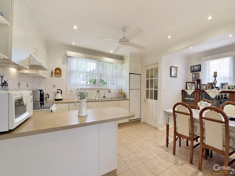 36 Heather Grove, Springvale VIC 3171