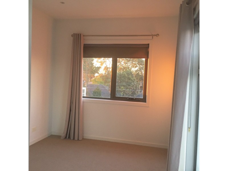 13/1126 North Road, Bentleigh East VIC 3165