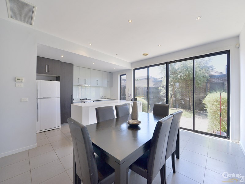 75 Rosebank Avenue, Clayton South VIC 3169