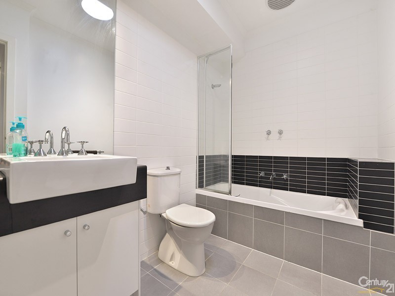 75 Rosebank Avenue, Clayton South VIC 3169