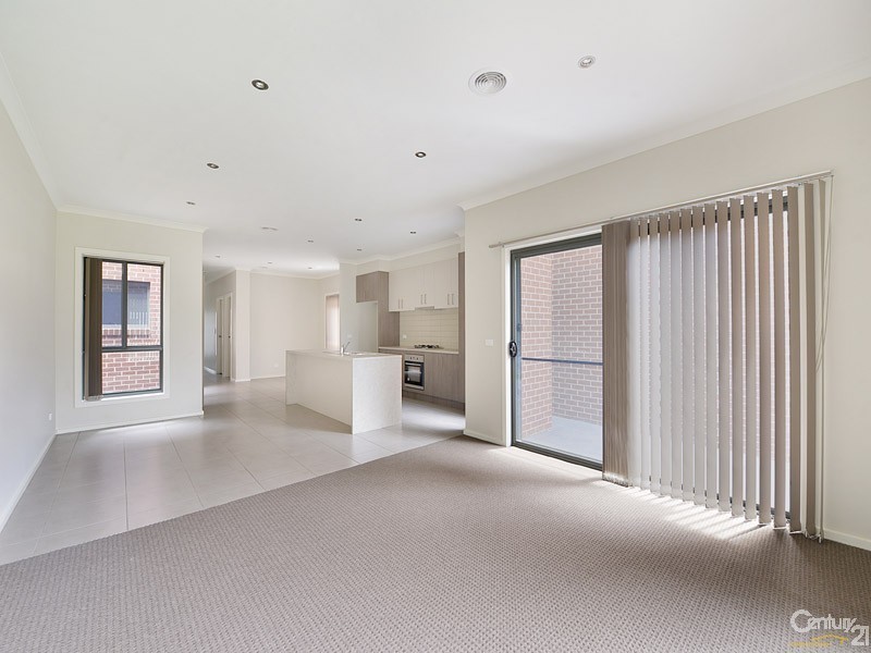 4B Rowson Grove, Clarinda VIC 3169