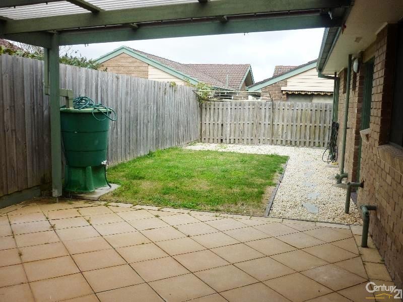 16 Bernard Street, Cheltenham VIC 3192