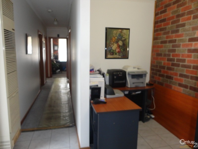 63A Springs Road, Clayton South VIC 3169