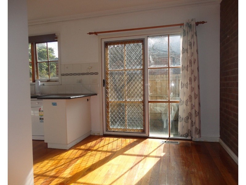 6 Penn Street, Clayton VIC 3168