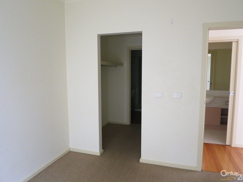 2/16 Browns Road, Clayton VIC 3168